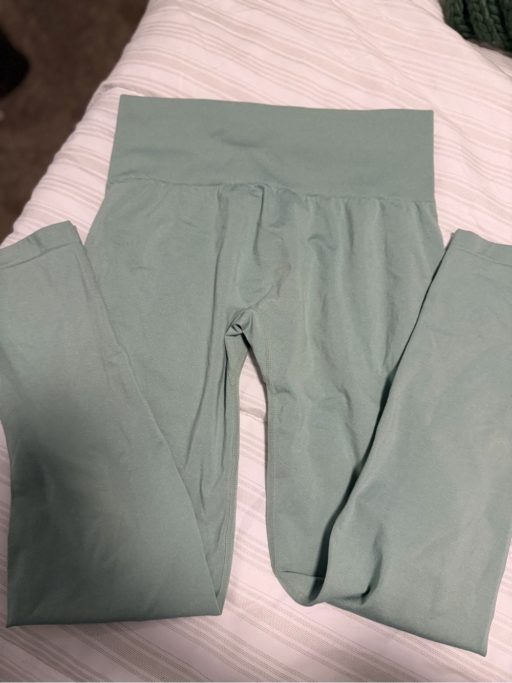 NVGTN High-Waist Leggings in Sage Green